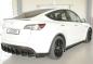 Preview: Rieger Heckeinsatz für originale Heckschürze für Tesla Model Y (ab 03/2020, alle Modelle inkl. Performance, mit Anhängekupplung) – ABS schwarz glänzend, inkl. Gutachten