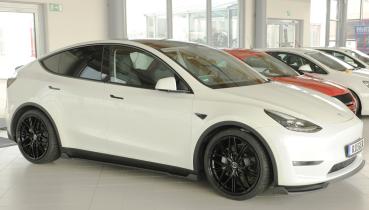 Rieger Spoilerschwert für originale Frontschürze für Tesla Model Y (ab 03/2020, alle Modelle inkl. Performance) – ABS schwarz-matt (Finish), inkl. ABE