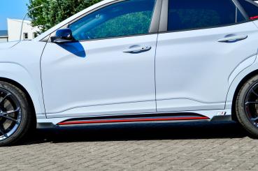 Ingo Noak Tuning CUP Seitenschweller mit Wing vorne und hinten für Hyundai Kona N + N-Line ab Bj. 2020 – ABS (Lackierung erforderlich), inkl. ABE