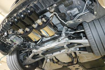 Fox Endschalldämpfer mittig 4x100 Typ 25 SCHWARZ für Corvette C7 / Z06 – Edelstahl, Rohr 70 mm, EG-Gutachten