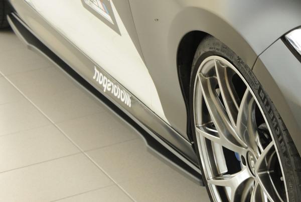 Rieger Seitenschwelleransatz rechts für BMW 2er F22/ F23 (1C) ABS schwarz matt (Lackierung erforderlich) Y 00035103