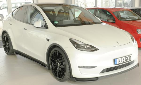 Rieger Seitenschwelleransatz rechts für originale Seitenschweller für Tesla Model Y (ab 03/2020, alle Modelle inkl. Performance) – ABS schwarz-matt (Finish), inkl. Gutachten