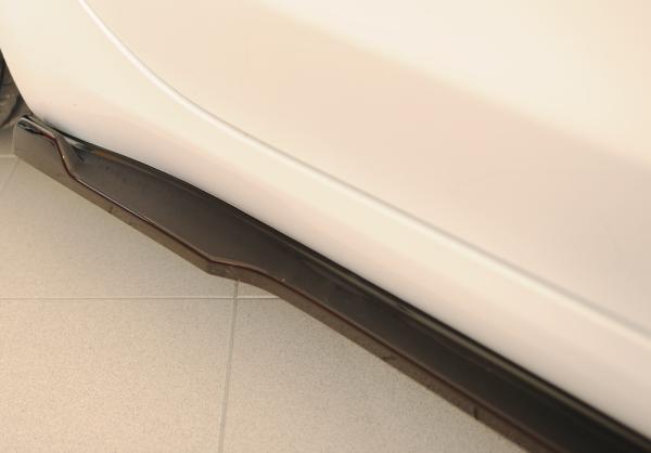 Rieger Seitenschwelleransatz rechts für originale Seitenschweller für Tesla Model 3 (06/2018–09/2023 bis Facelift, ab 10/2023 Facelift, alle Modelle inkl. Performance) – ABS schwarz glänzend, inkl. Gutachten