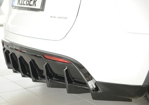 Rieger Heckeinsatz für originale Heckschürze für Tesla Model Y (ab 03/2020, alle Modelle inkl. Performance, mit Anhängekupplung) – ABS schwarz glänzend, inkl. Gutachten