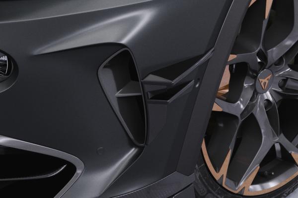 CSR Performance Flaps mit ABE für Cupra Formentor FP026-L schwarz matt (Lackierung erforderlich)