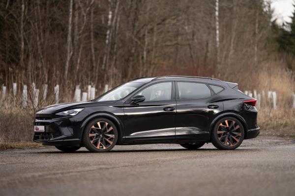 KW Gewindefahrwerk V1 inox – KW V1 für Seat Cupra Formentor 4WD; Typ KM – Art.-Nr. 10281064